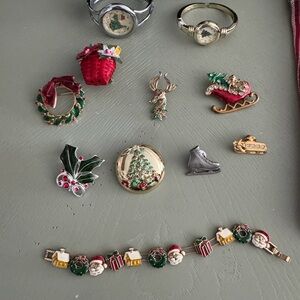 Vintage Christmas Jewelery Bundle